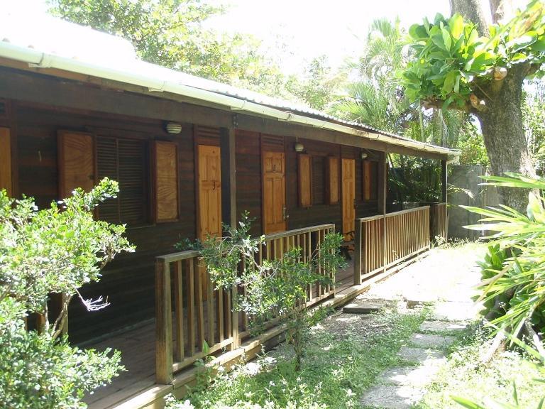 The Reef Beach Huts Hotel Vieux Fort Exterior photo