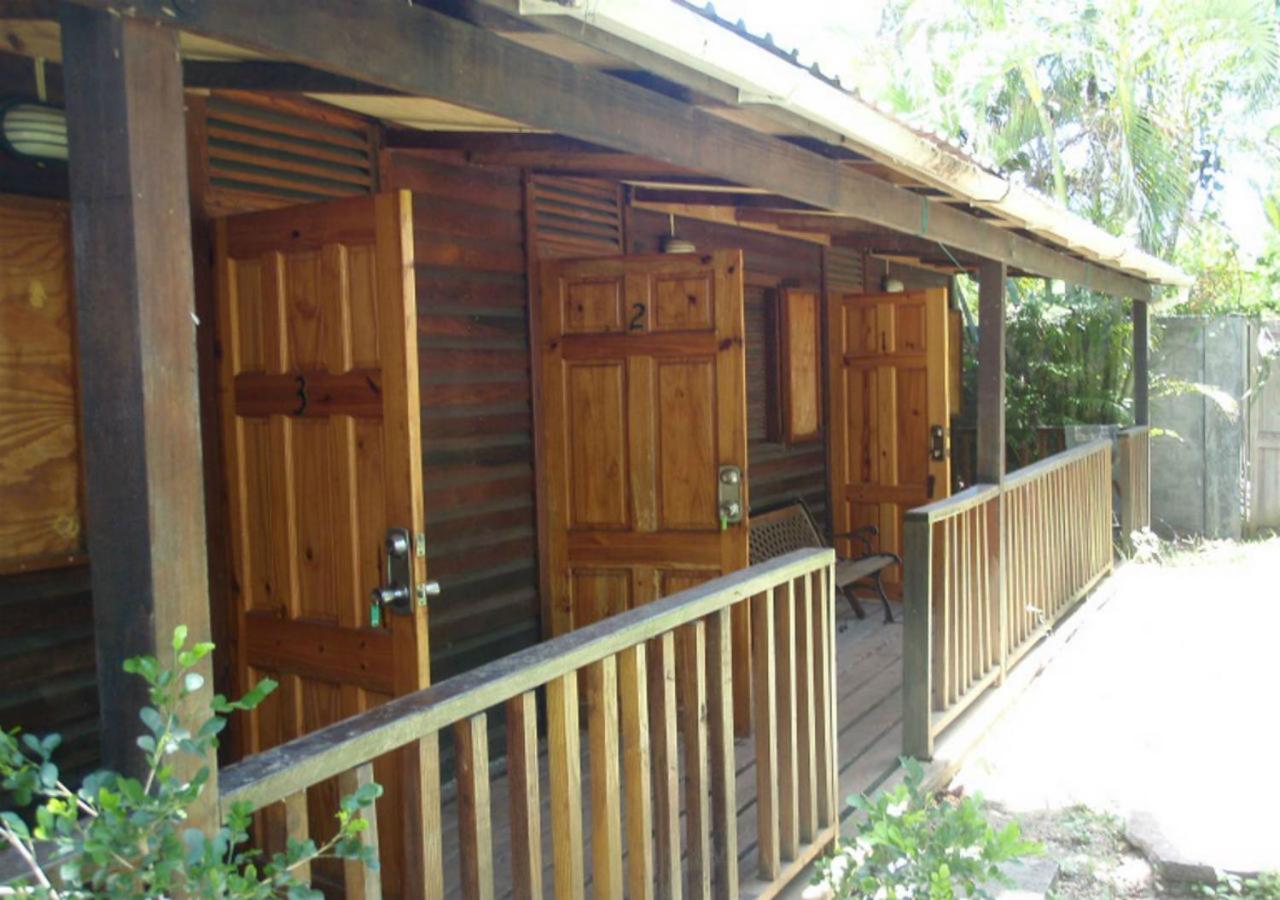 The Reef Beach Huts Hotel Vieux Fort Exterior photo