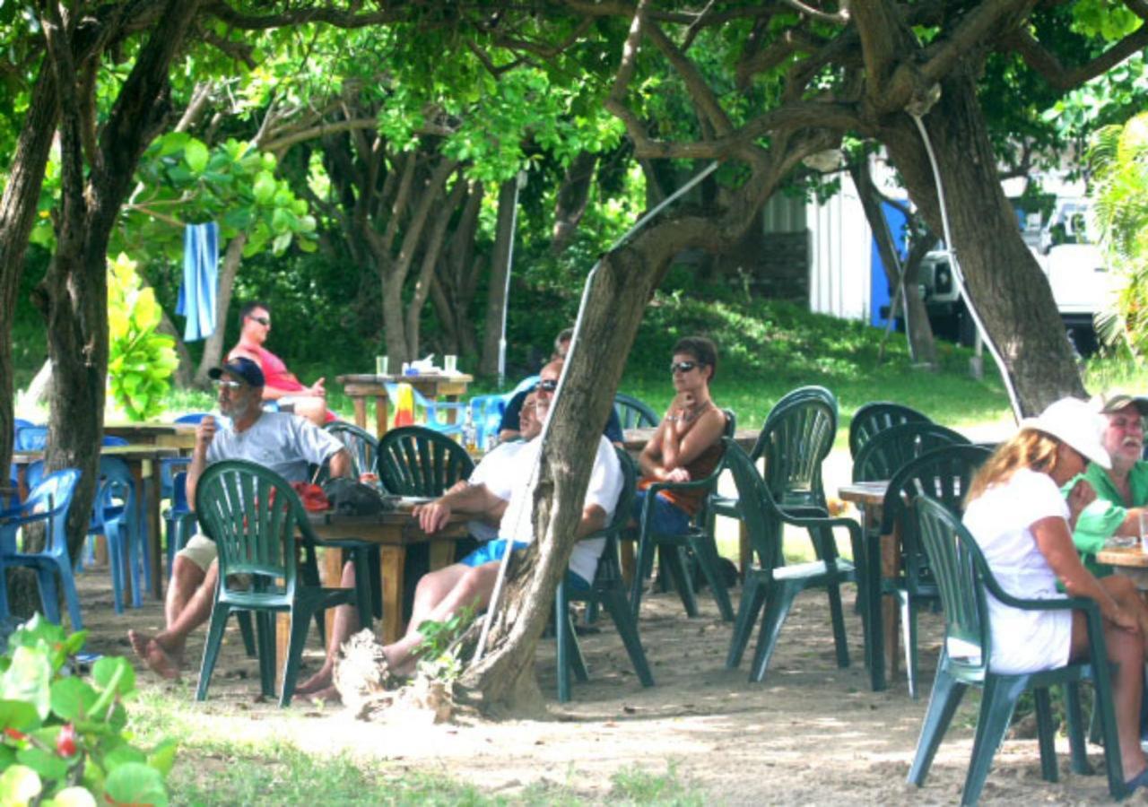 The Reef Beach Huts Hotel Vieux Fort Exterior photo